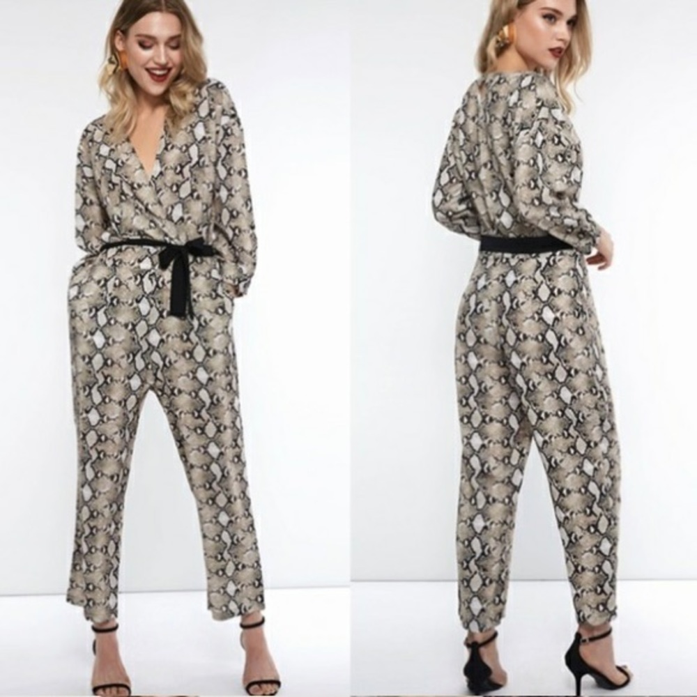 Highly requested Zara Snake Jumpsuit with belt!